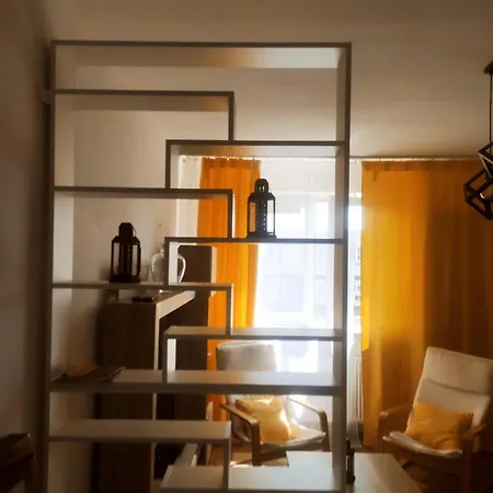 Lägenhet Przytulny W Centrum Warszawy *